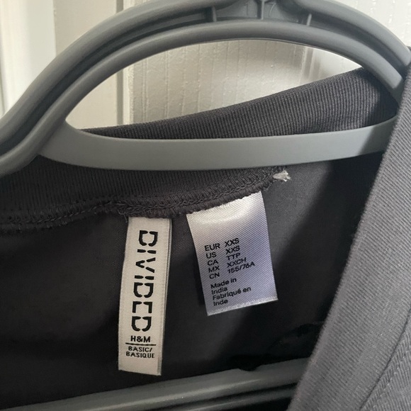 HM top - Picture 2 of 2